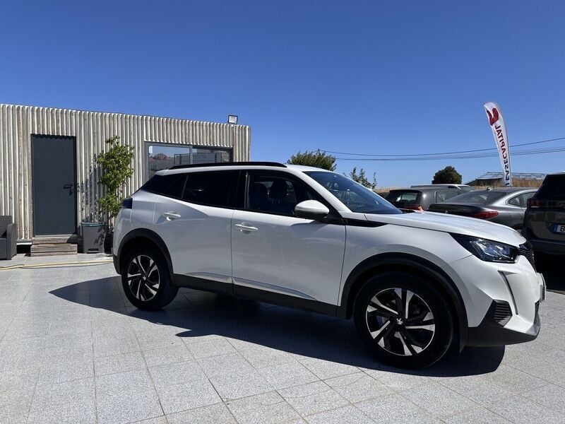 Branco Usado 2020 Peugeot 2008 Active SUV | € 14.750 (Bom preço) - Imagem 1/4