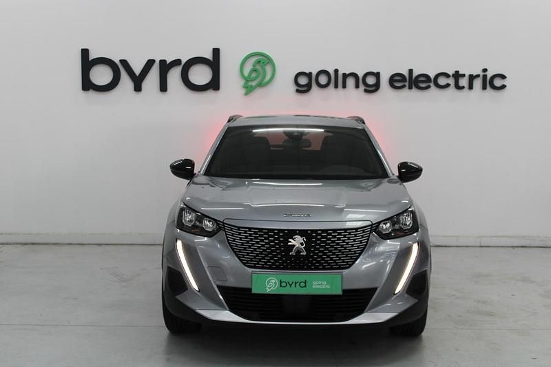 Usado Peugeot e-2008 Allure 100 kW (136 HP) 2023 Cinza SUV