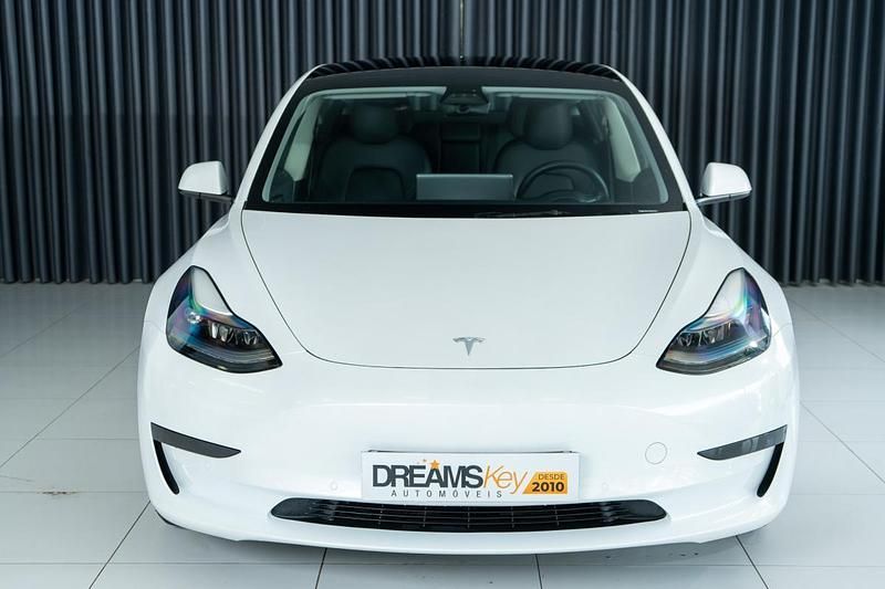 Usado Tesla Model 3 225 kW (306 HP) 2021 Branco Sedan