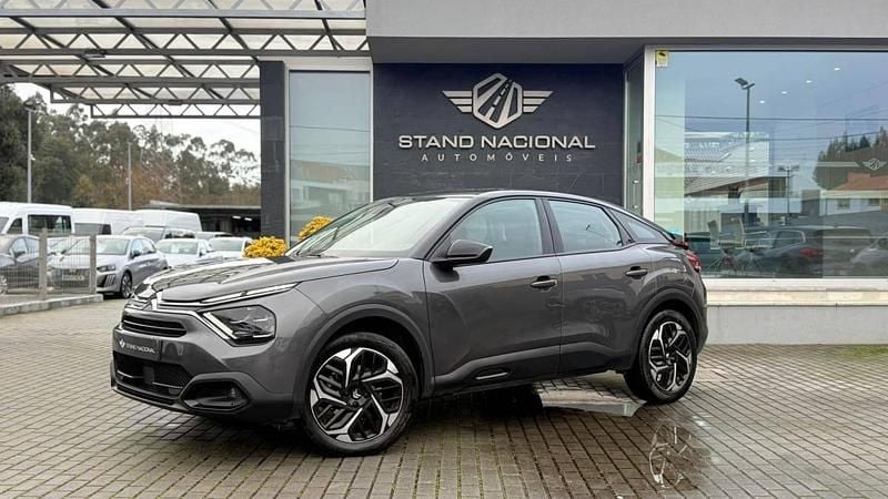 Cinza Usado 2023 Citroën C4 Feel SUV | € 18.000 (Bom preço) - Imagem 1/4