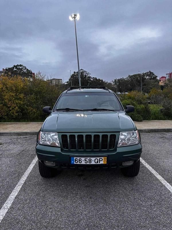 Usado Jeep Grand Cherokee 227 HP (166 kW) 2000 Verde SUV