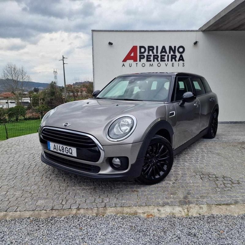 Cinzento Usado 2016 Mini Clubman Carrinha | € 16.750 (Preço justo) - Imagem 1/4