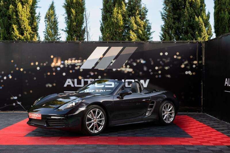 Preto Usado 2017 Porsche 718 Cabrios | € 62.900 (Preço elevado) - Imagem 1/4