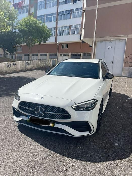 Usado 2022 Mercedes C220 AMG line Sedan | € 42.800 (Caro) - Imagem 1/4