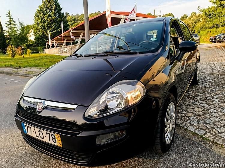 Preto Usado 2011 Fiat Punto Citadino | € 6.000 (Super Preço) - Imagem 1/1