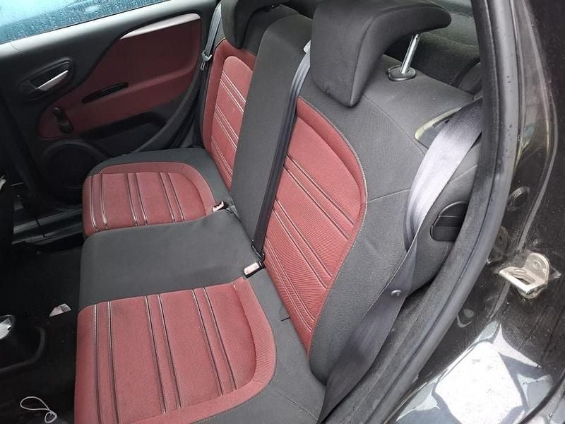 Usado Fiat Punto Evo 69 HP (50 kW) 2011 Citadino