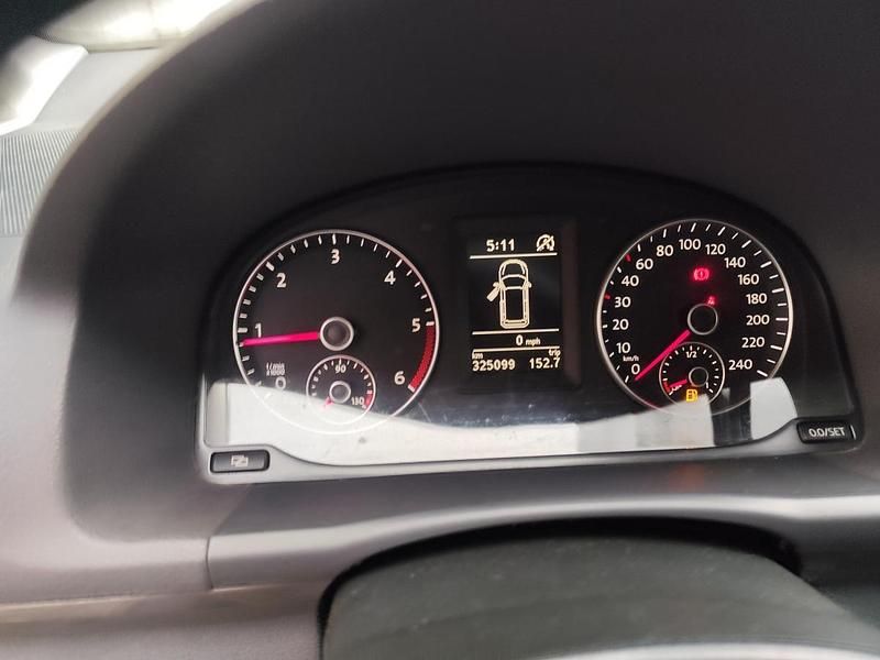 Usado VW Touran Highline 105 HP (77 kW) 2010 Outra Monovolume