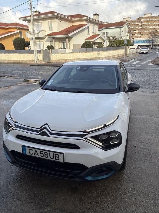 Usado 2022 Citroën e-C4 Sedan | € 14.500 (Super Preço) - Imagem 1/4