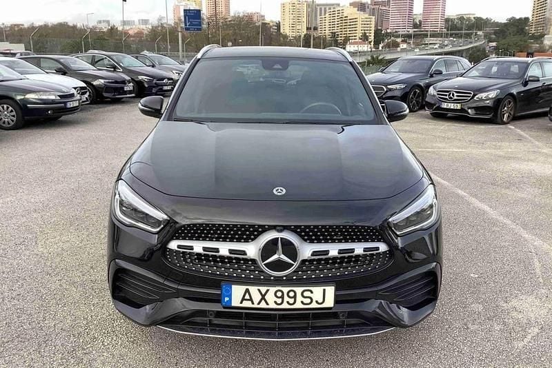 Usado Mercedes GLA220 AMG line 190 HP (139 kW) 2023 Preto SUV