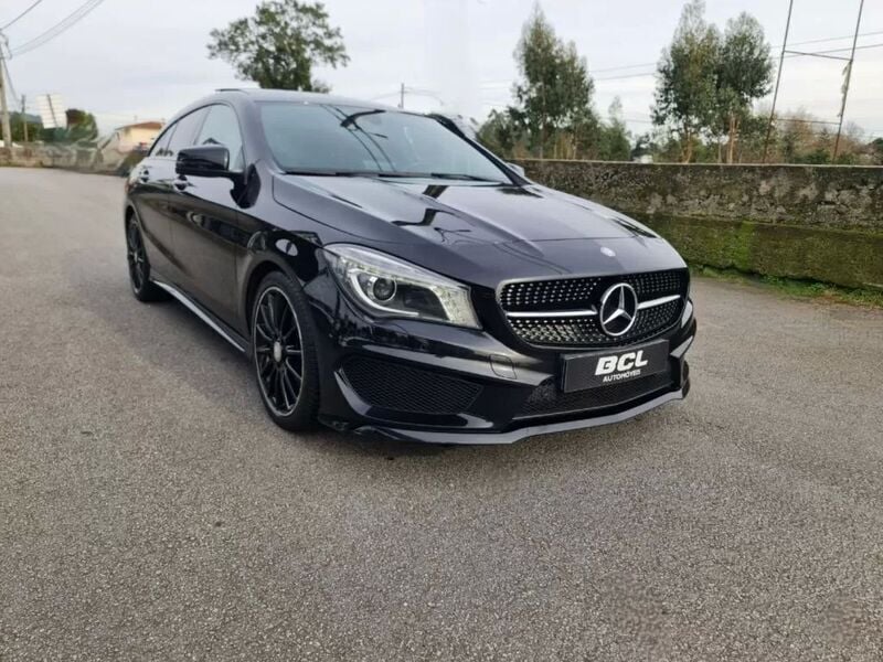 Preto Usado 2016 Mercedes CLA200 Shooting Brake AMG line Carrinha | € 22.990 (Preço justo) - Imagem 1/4