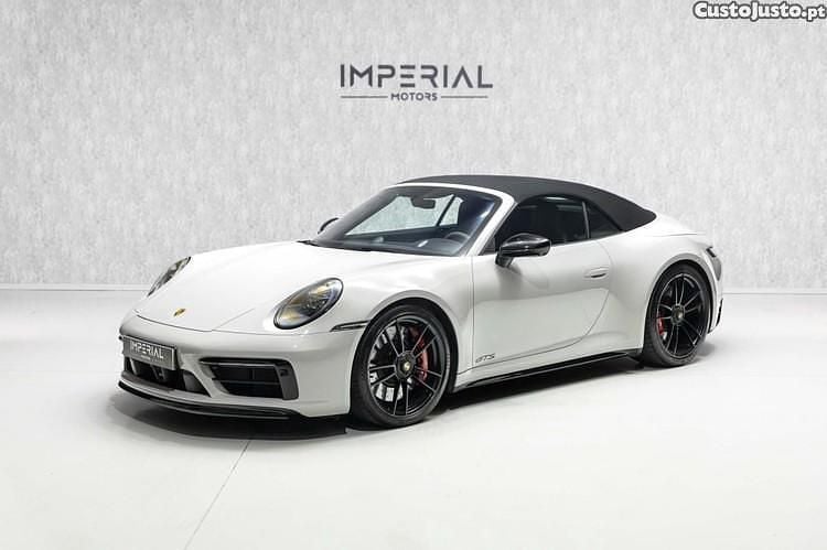 Usado Porsche 911 Carrera GTS 450 HP (330 kW) 2023 Cinza Cabrios