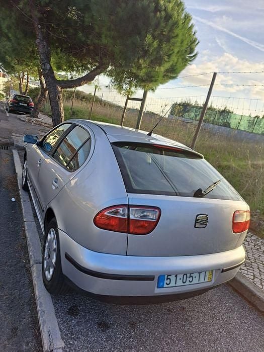Usado 2002 Seat Leon Sedan | € 2.750 - Imagem 1/4