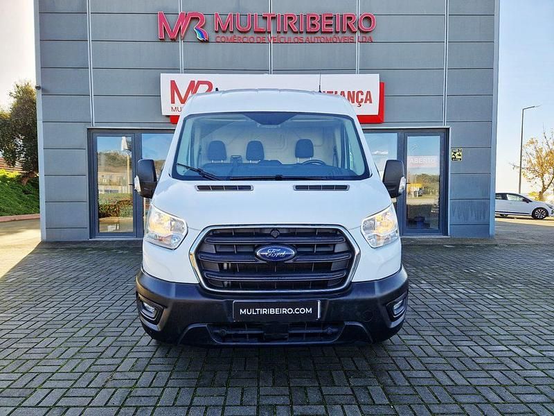 Usado Ford Transit 130 HP (95 kW) 2021 Sedan