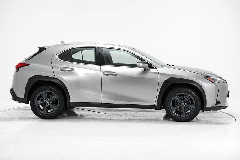 Usado Lexus UX 184 HP (135 kW) 2021 Cinzento SUV