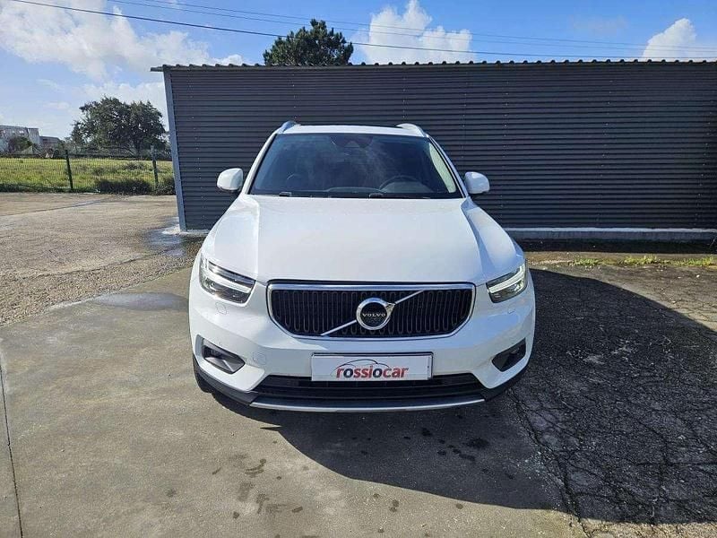 Usado Volvo XC40 Momentum 190 HP (139 kW) 2018 Branco SUV