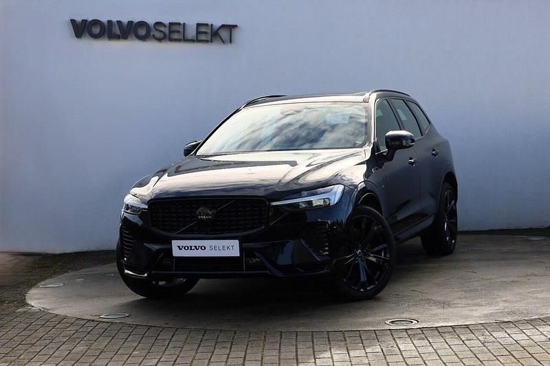 Usado Volvo XC60 Plus 350 HP (257 kW) 2024 Onyx black SUV