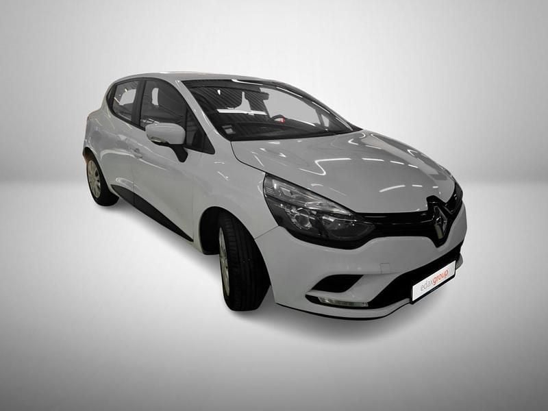 Branco Usado 2016 Renault Clio IV Zen | € 9.490 (Bom preço) - Imagem 1/4