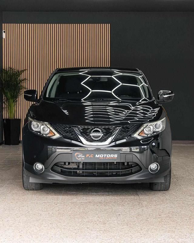 Preto Usado 2014 Nissan Qashqai SUV | € 14.500 (Preço justo) - Imagem 1/4