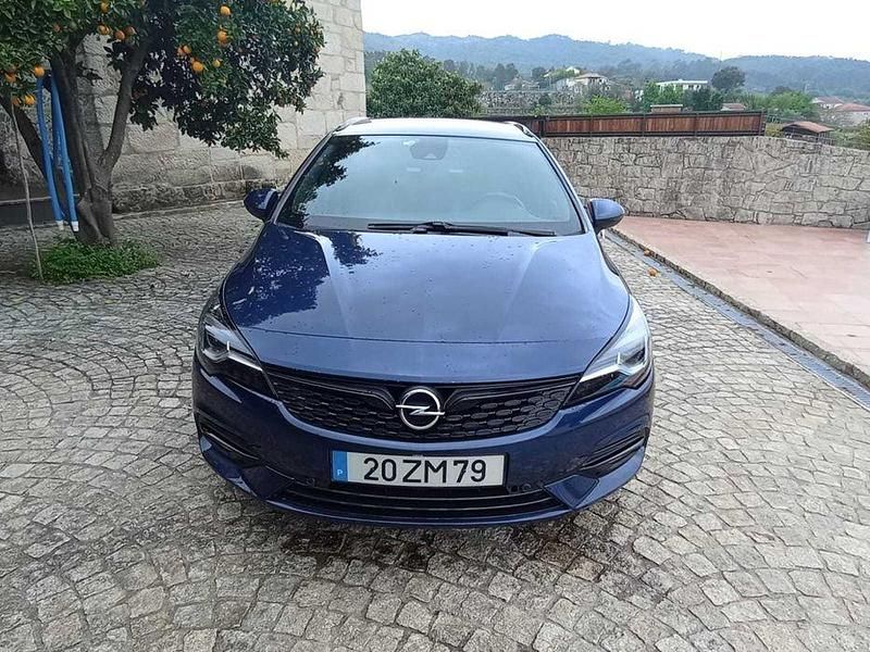 Usado Opel Astra Ultimate 122 HP (89 kW) 2019 Sedan