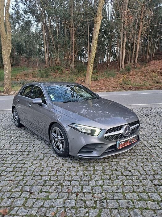 Usado 2019 Mercedes A180 AMG line Sedan | € 23.690 (Preço justo) - Imagem 1/4