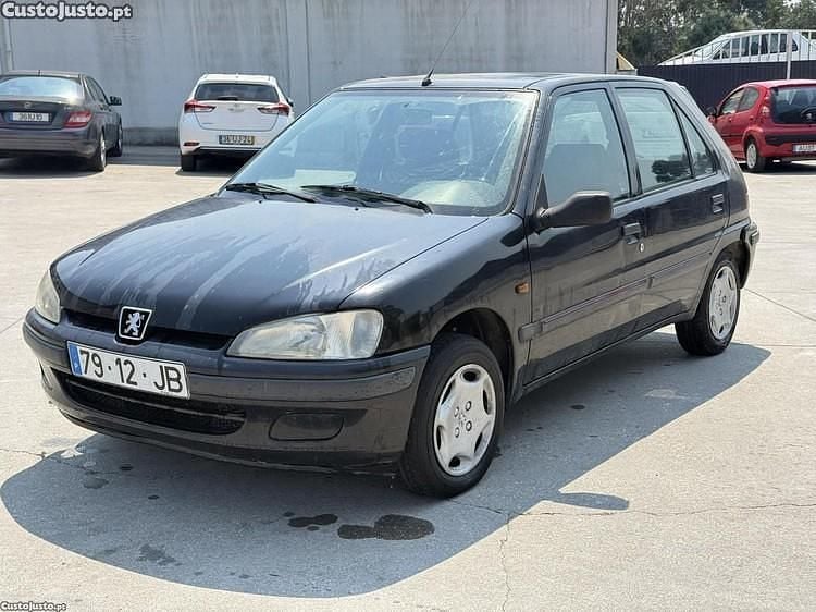 Preto Usado 1997 Peugeot 106 Citadino | € 900 - Imagem 1/1