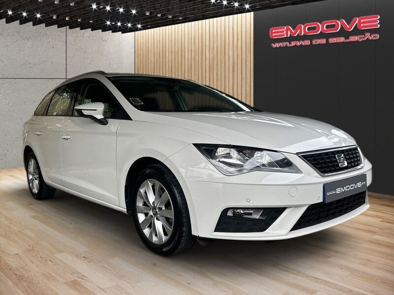 Usado Seat Leon Style 115 HP (84 kW) 2020 Branco Carrinha