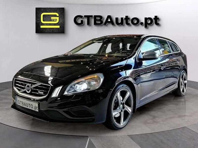 Preto Usado 2012 Volvo V60 R-Design Carrinha | € 9.900 (Caro) - Imagem 1/4