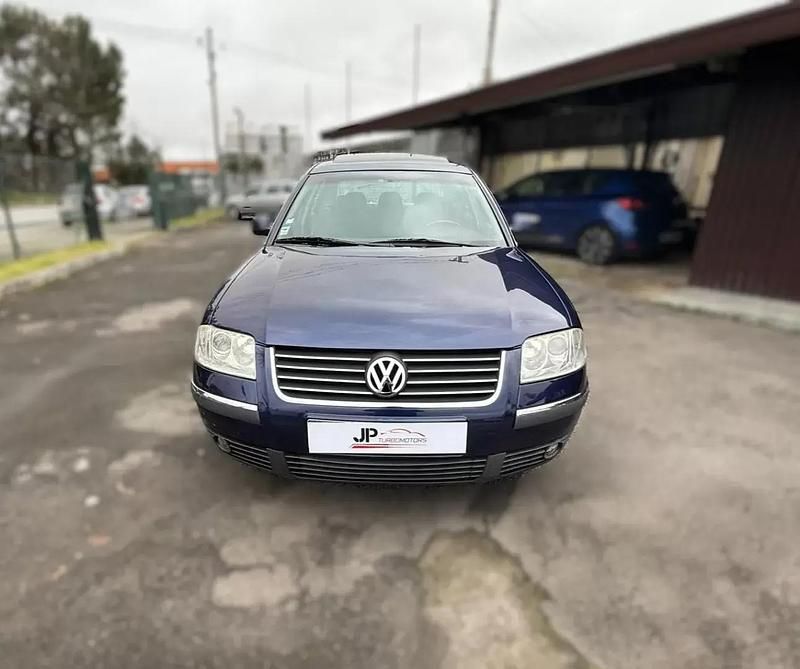 Usado VW Passat Highline 130 HP (95 kW) 2001 Azul Sedan