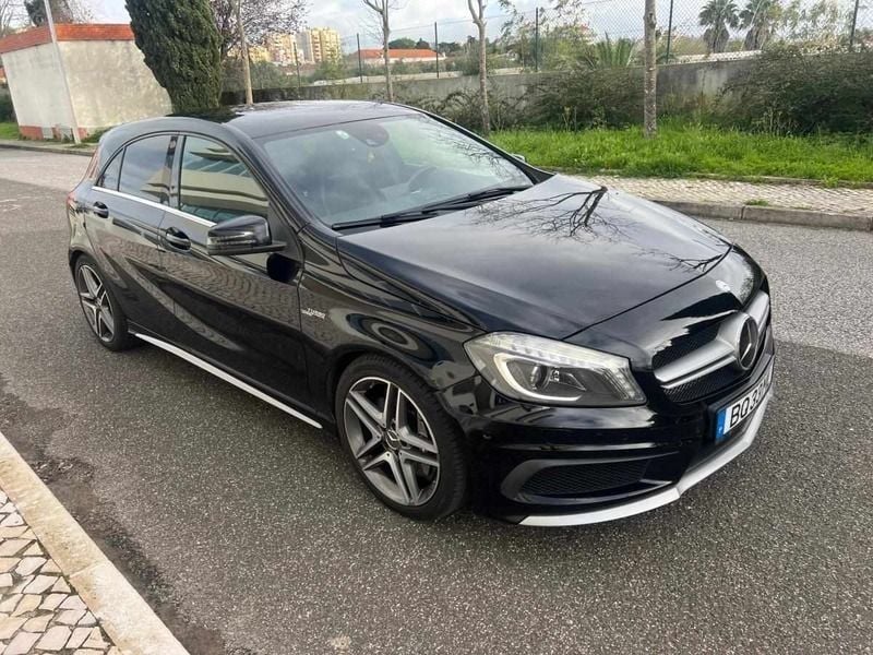 Usado Mercedes A45 AMG AMG 360 HP (264 kW) 2014 Preto Sedan