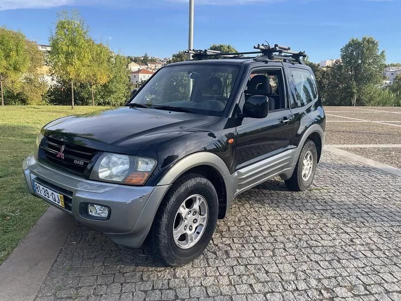 Usado Mitsubishi Pajero 160 HP (117 kW) 2000 Preto SUV