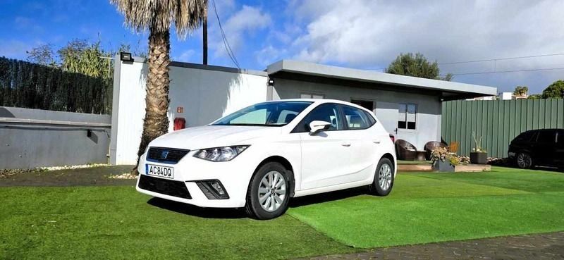 Branco Usado 2020 Seat Ibiza Citadino | € 12.900 (Preço justo) - Imagem 1/4