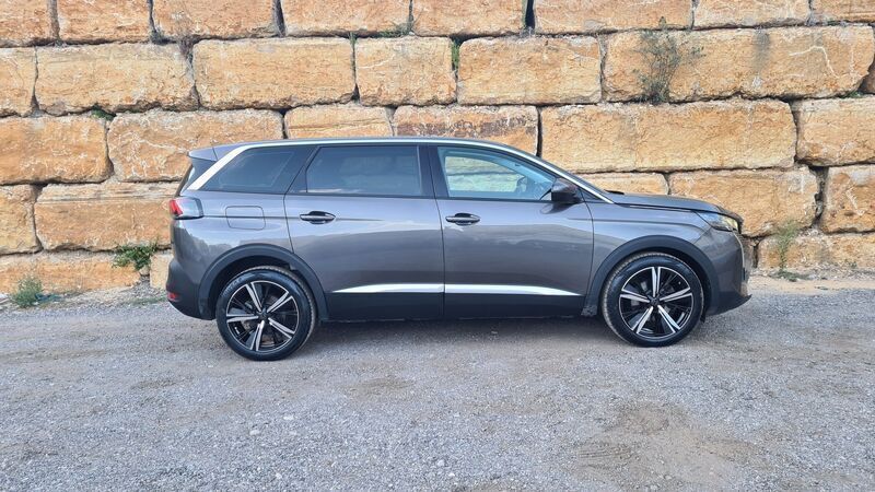 Usado Peugeot 5008 Active 130 HP (95 kW) 2021 Cinza Monovolume