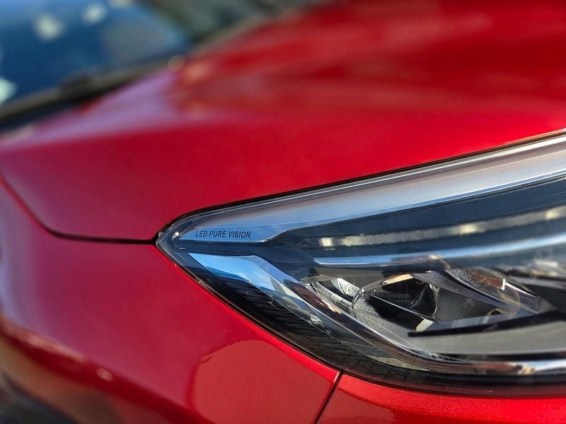 Usado Renault Captur 90 HP (66 kW) 2018 Vermelho SUV