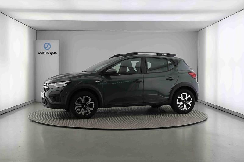 Verde Usado 2024 Dacia Sandero Citadino | € 17.290 (Preço justo) - Imagem 1/2