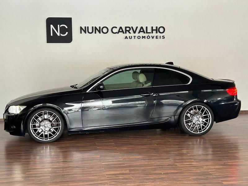 Usado BMW 335 286 HP (210 kW) 2010 Preto Coupé