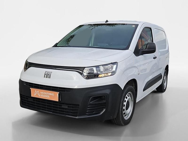 Usado Fiat Doblò 100 HP (73 kW) 2023 Branco Monovolume