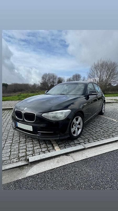 Usado BMW 116 116 HP (85 kW) 2012 Preto Citadino
