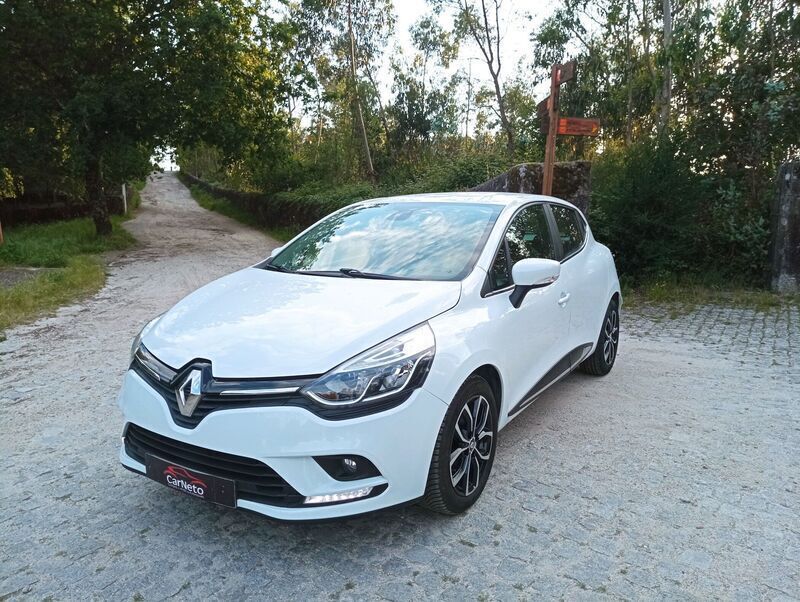 Branco Usado 2019 Renault Clio IV Zen | € 11.450 (Preço justo) - Imagem 1/4