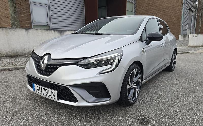 Usado 2021 Renault Clio V RS Line Sedan | € 15.250 (Preço justo) - Imagem 1/4