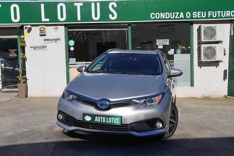 Cinzento Usado 2017 Toyota Auris Touring Sports Comfort Carrinha | € 16.970 (Preço elevado) - Imagem 1/4