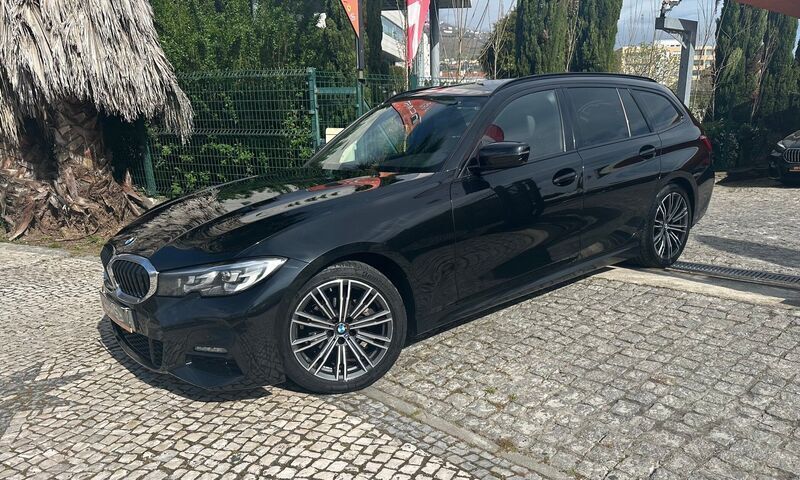 Preto Usado 2021 BMW 318 Carrinha | € 29.950 (Preço justo) - Imagem 1/4