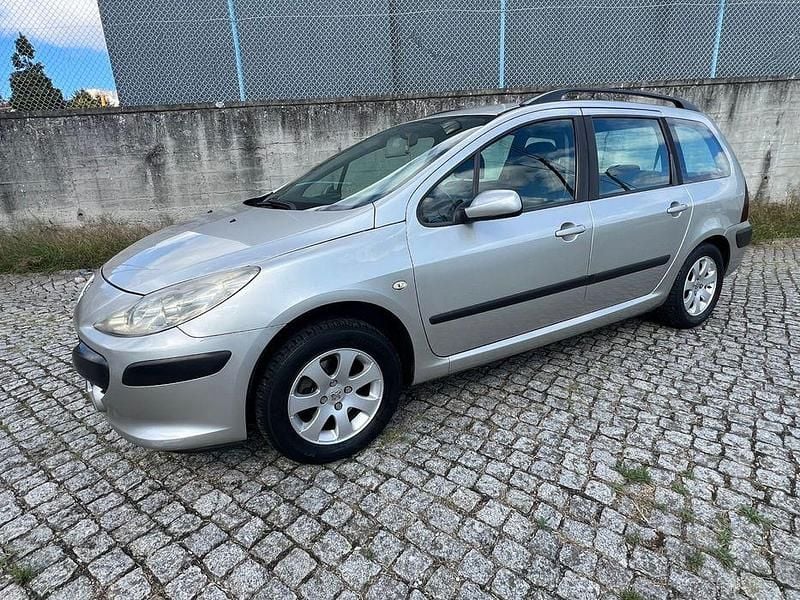 Usado 2006 Peugeot 307 Sedan | € 2.990 (Preço justo) - Imagem 1/4