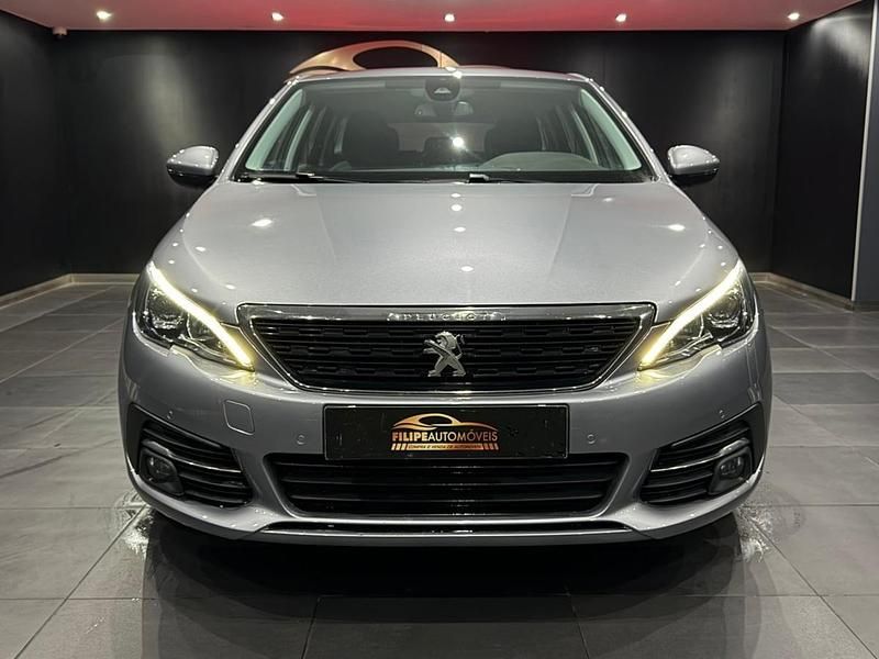 Usado Peugeot 308 Active 130 HP (95 kW) 2020 Cinza Carrinha
