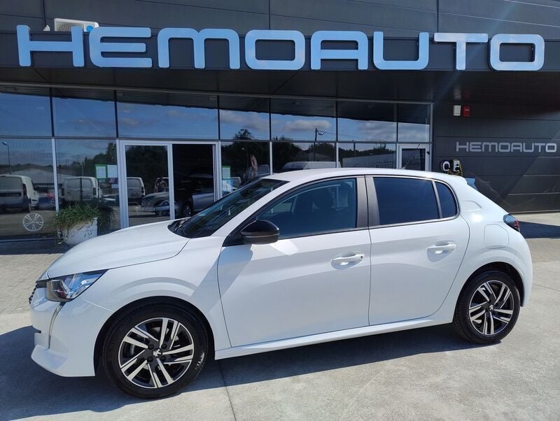 Branco Usado 2023 Peugeot 208 Allure Citadino | € 19.750 (Preço justo) - Imagem 1/4