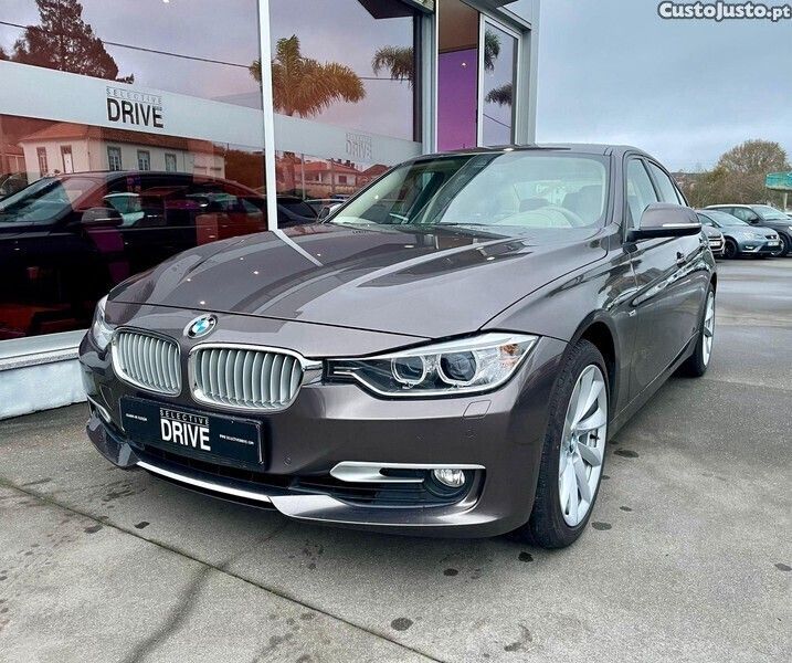 Castanho Usado 2012 BMW 328 Sedan | € 24.900 - Imagem 1/1