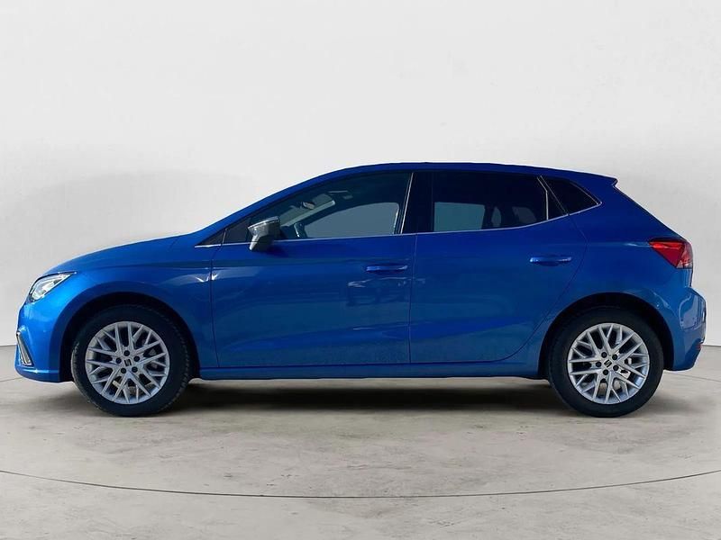 Usado Seat Ibiza XCELLENCE 110 HP (80 kW) 2021 Azul Citadino