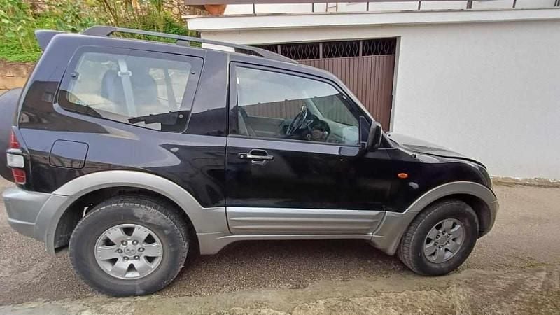 Usado Mitsubishi Pajero 165 HP (121 kW) 2000 Preto SUV