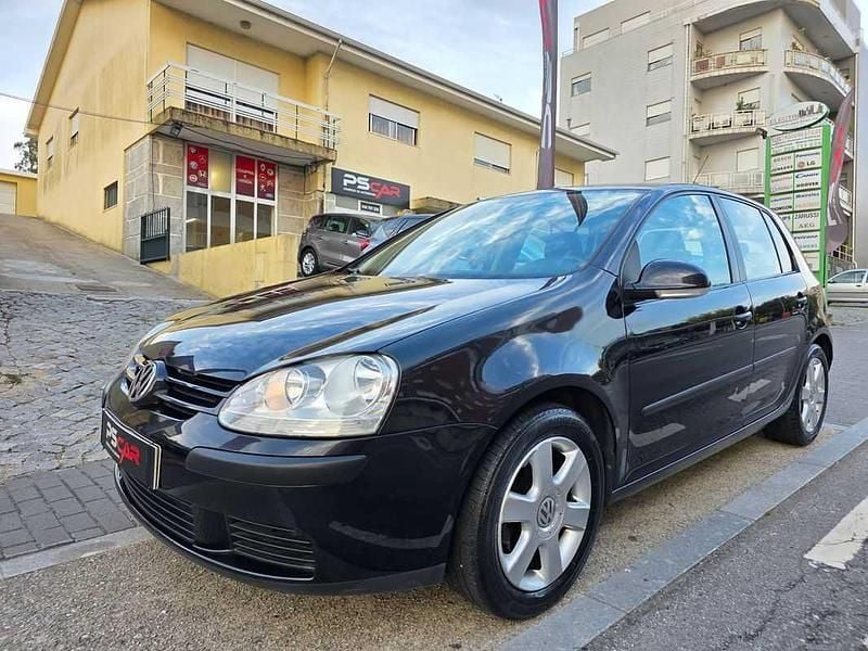 Preto Usado 2007 VW Golf V Citadino | € 6.750 (Bom preço) - Imagem 1/4