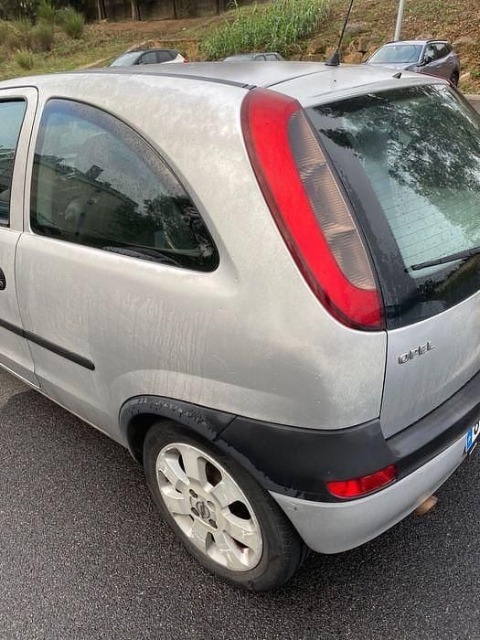 Usado 2001 Opel Corsa | € 1.500 - Imagem 1/4