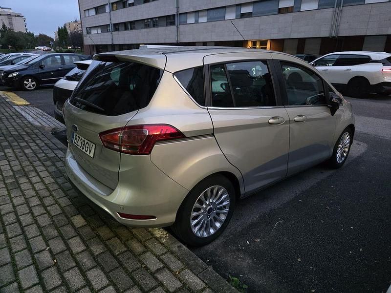 Usado Ford B-MAX 100 HP (73 kW) 2014 Monovolume